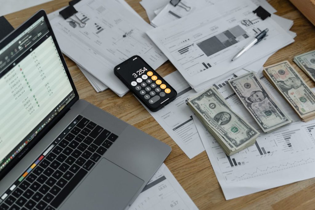 Why Having a Strategy for Managing Cashflow Could Save Your Small Business Managing Cashflow Could Save Your Small Business