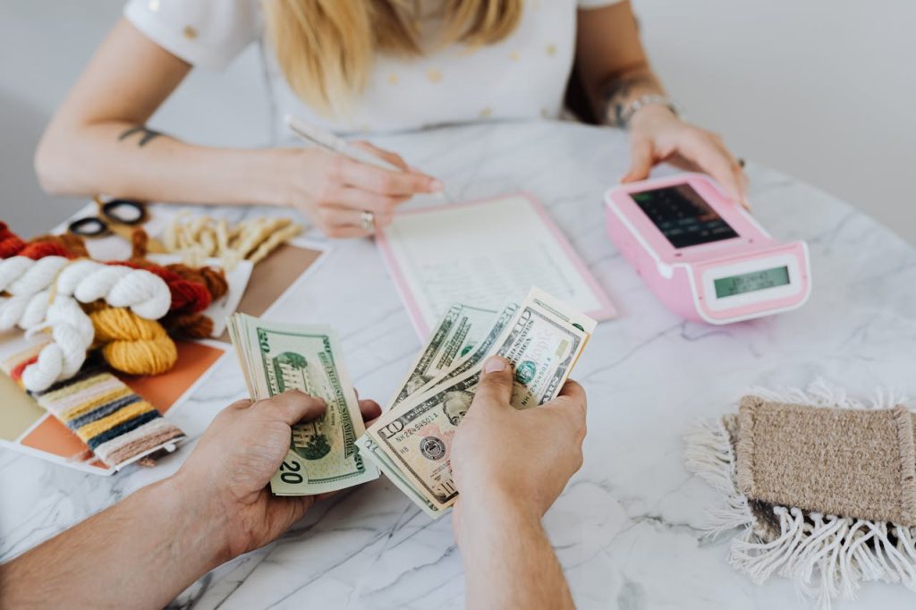 Financial Fixes – How To Get Your Personal Finances Back In The Black Get Your Personal Finances Back