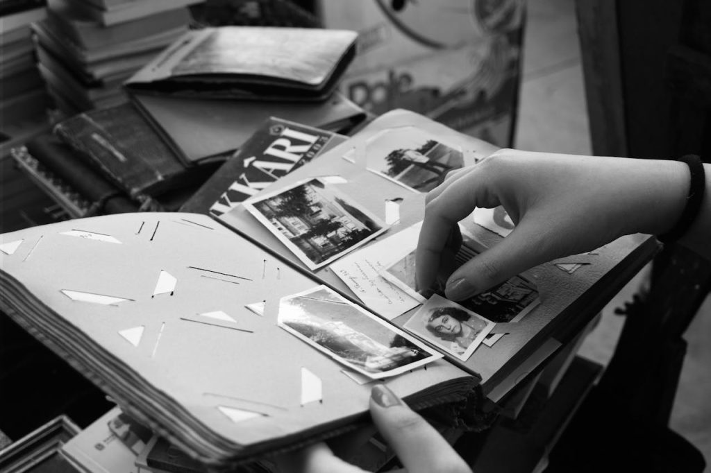 Easy & Affordable Ways To Share Your Family Stories Share Your Family Stories