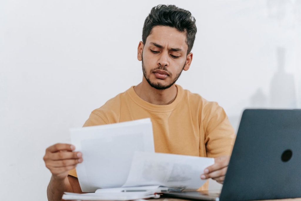 How to Think Like an Entrepreneur Think Like an Entrepreneur