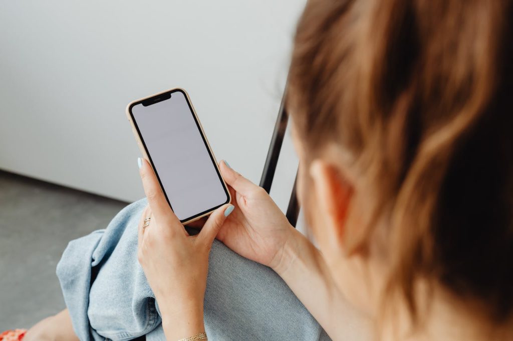 Why Your Small Business Needs a Mobile App Business Needs a Mobile App