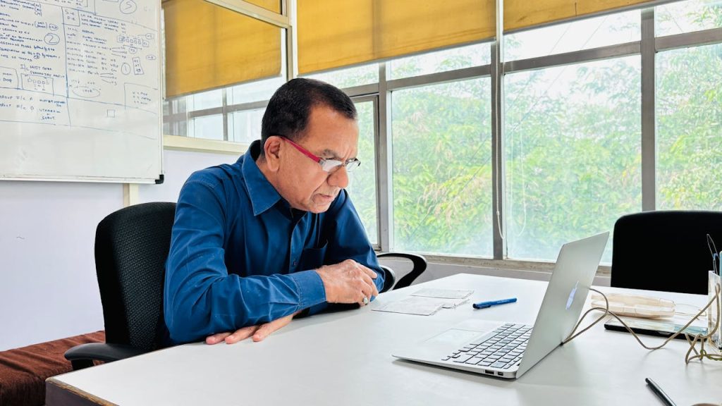 Is an MBA Worth It? 5 Things to Consider Before Investing MBA Worth It