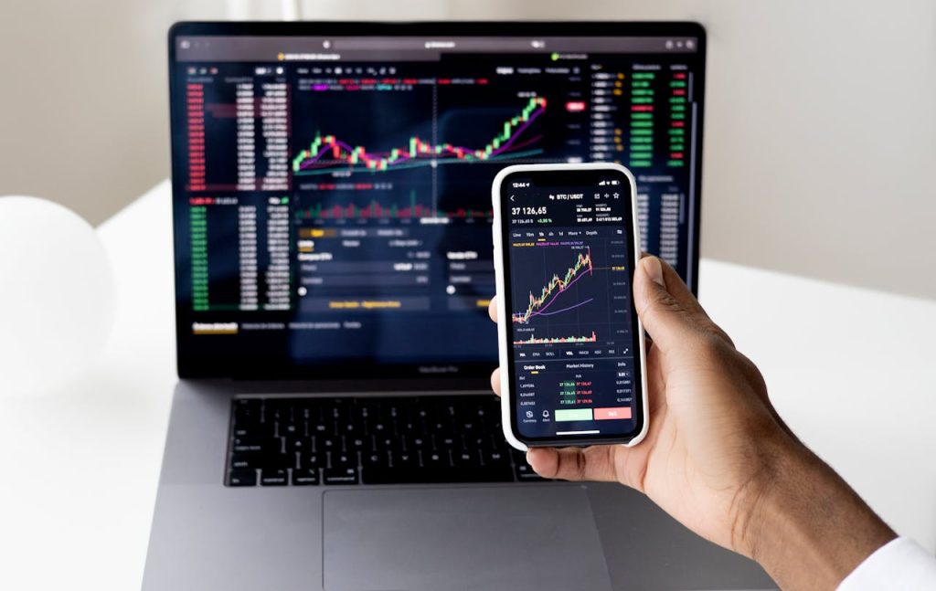 Binary Options Trading: Strategies for Maximum Profit Binary Options Trading