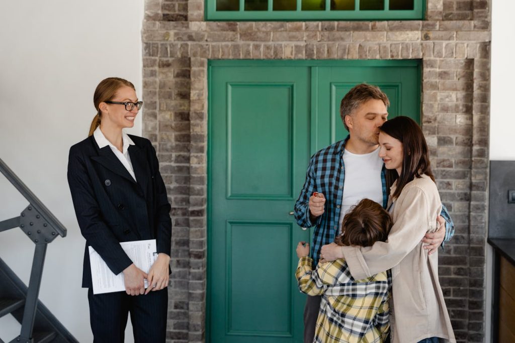 Maximize Your Luxury Investment: The Perks of Hiring a Property Manager Property Manager